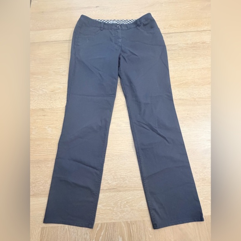 Nike Straight Leg Pants in Black